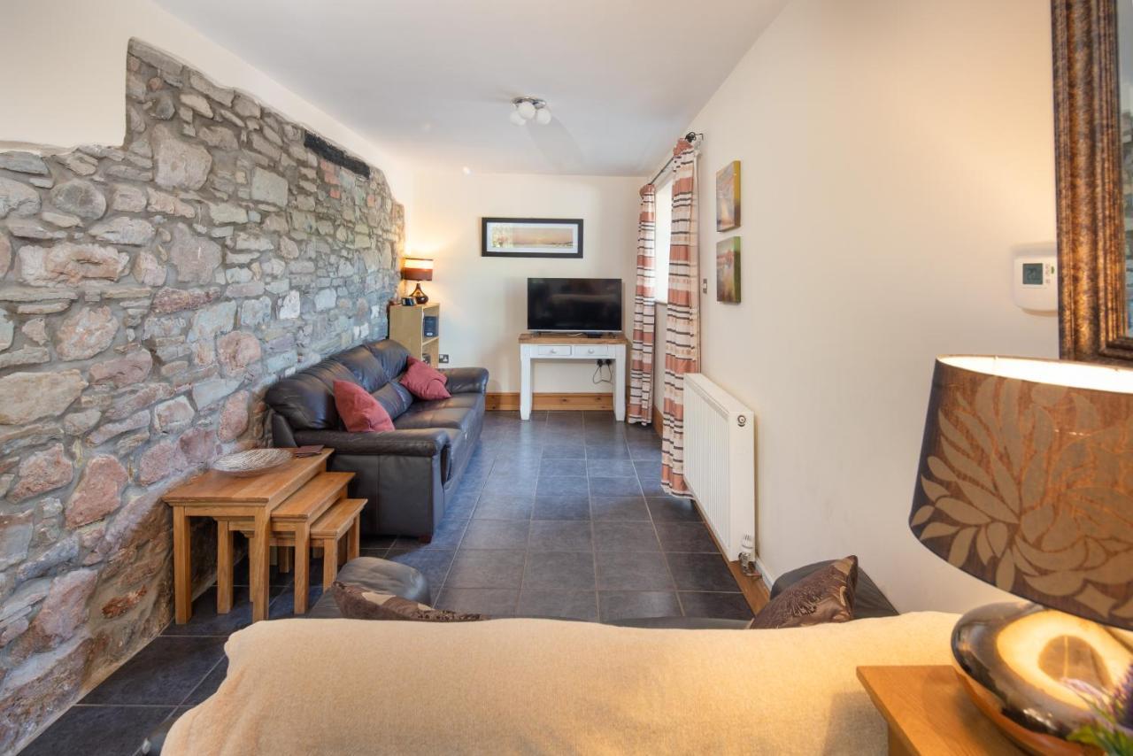 Wrth Y Nant Villa Saint Ishmaels  ภายนอก รูปภาพ